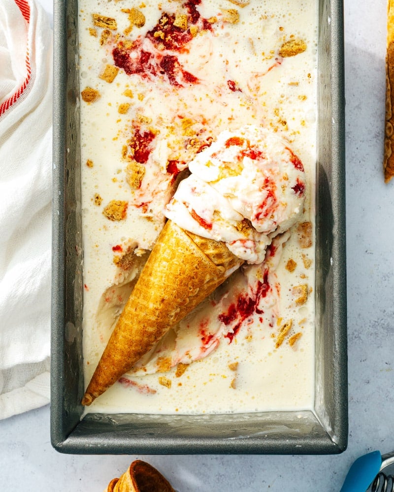 Easy Strawberry Cheesecake Ice Cream